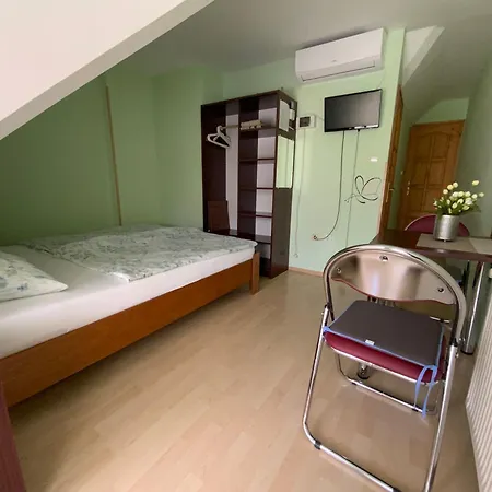 Gosy Apartment